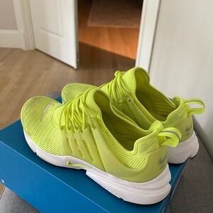 Nike presto (neon yellow)